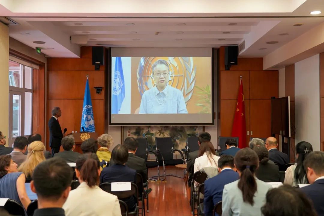 联合国亚太经社会执行秘书阿尔米达·萨尔西娅·阿里沙赫巴纳视频致辞（图片来源：© UN China）