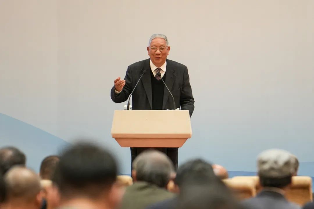 叶剑会长代表中国口岸协会往届领导发言